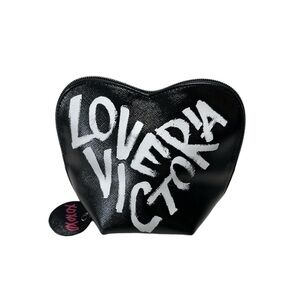 VICTORIA’S Secret Love Heart xoxo Valentine Make Up Pouch